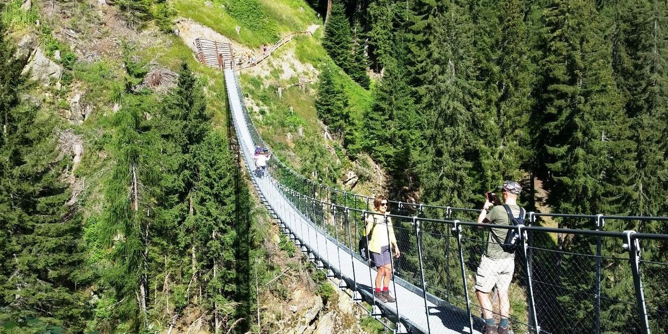 Kit di primo soccorso per il Viaggio - Trekking - Tour familiari e di Gruppo